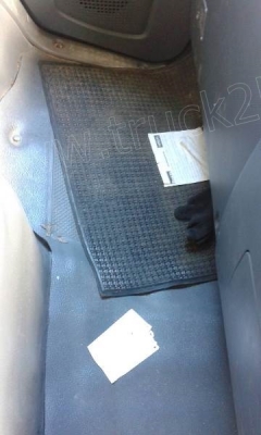 รถบรรทุก 6 ล้อตู้ 5 บาน ISUZU รุ่น NPR(EURO3)