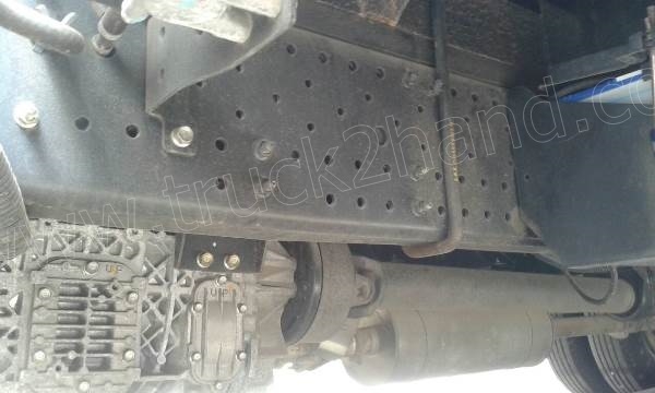 รถบรรทุก 6 ล้อตู้ 5 บาน ISUZU รุ่น NPR(EURO3)