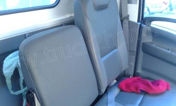 รถบรรทุก 6 ล้อตู้ 5 บาน ISUZU รุ่น NPR(EURO3)