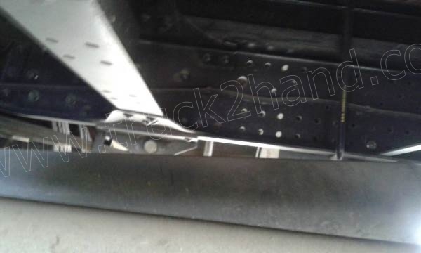 รถบรรทุก 6 ล้อตู้ 5 บาน ISUZU รุ่น NPR(EURO3)