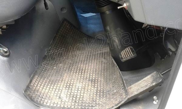 รถบรรทุก 6 ล้อตู้ 5 บาน ISUZU รุ่น NPR(EURO3)