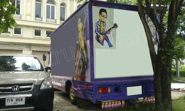 รถบรรทุก 6 ล้อตู้ 5 บาน ISUZU รุ่น NPR(EURO3)