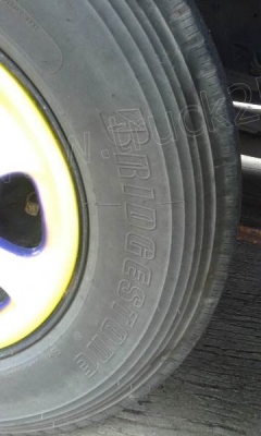 รถบรรทุก 6 ล้อตู้ 5 บาน ISUZU รุ่น NPR(EURO3)