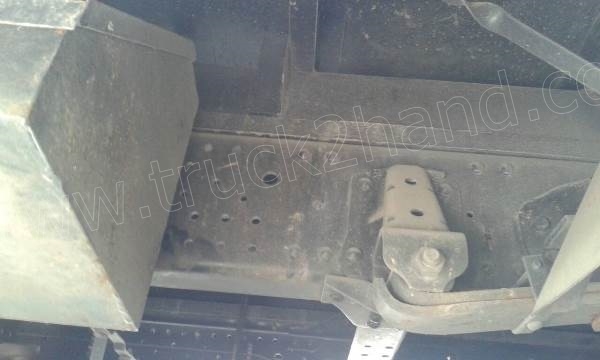 รถบรรทุก 6 ล้อตู้ 5 บาน ISUZU รุ่น NPR(EURO3)