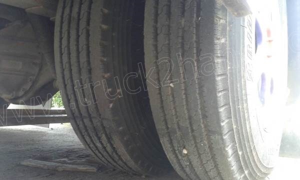 รถบรรทุก 6 ล้อตู้ 5 บาน ISUZU รุ่น NPR(EURO3)