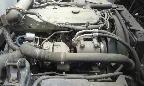 รถบรรทุก 6 ล้อตู้ 5 บาน ISUZU รุ่น NPR(EURO3)