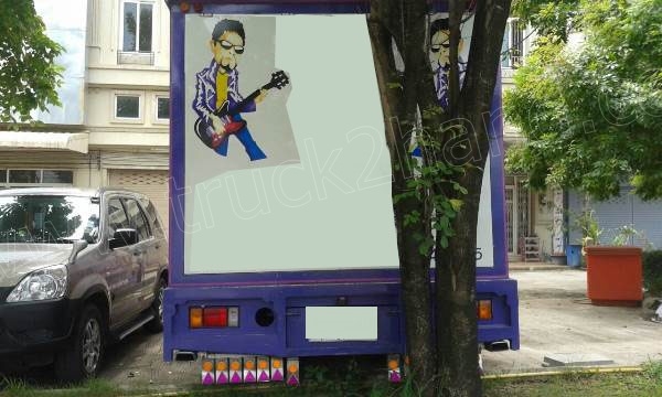 รถบรรทุก 6 ล้อตู้ 5 บาน ISUZU รุ่น NPR(EURO3)