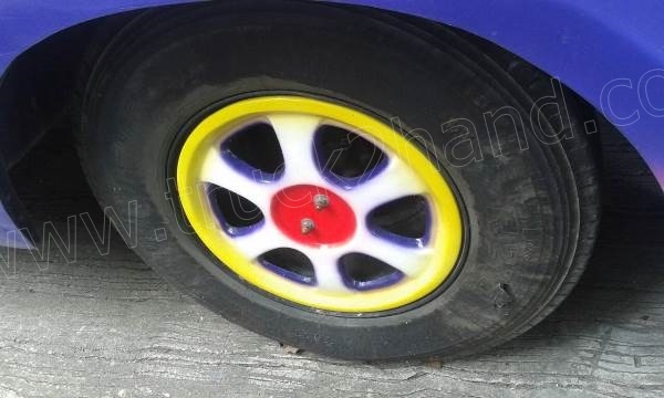 รถบรรทุก 6 ล้อตู้ 5 บาน ISUZU รุ่น NPR(EURO3)