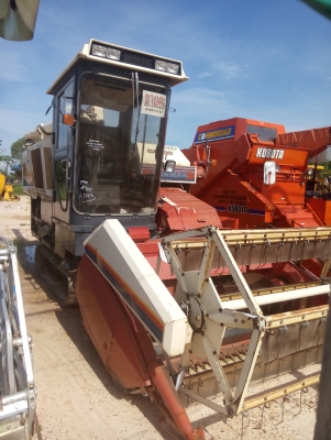 ขายรถเกี่ยวนวดข้าวยันมาร์ 70แรงม้า รถมือสองญี่ปุ่น ขายรถเกี่ยวนวดข้าวยันมาร์ 70แรงม้า รถมือสองญี่ปุ่น