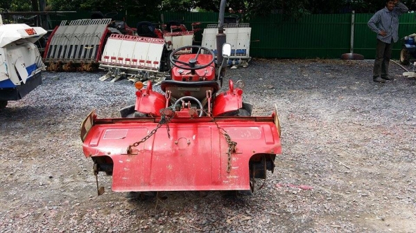 รถไถพรวนดินนั่งขับ  YANMAR  13 แรง  เก่าญี่ปุ่น สภาพพร้อมใช้งาน  เครื่องยนต์แรงและติดง่าย คุณภาพดี