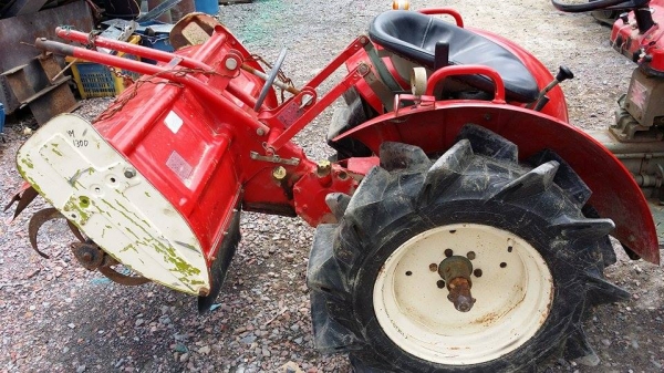 รถไถพรวนดินนั่งขับ  YANMAR  13 แรง  เก่าญี่ปุ่น สภาพพร้อมใช้งาน  เครื่องยนต์แรงและติดง่าย คุณภาพดี