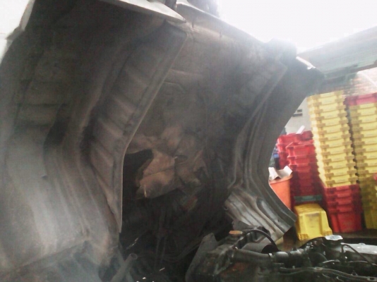 ขายรถ6ล้อตู้เปียก HINO FC2WEKA เครื่อง 120 แรงม้า สนใจโทร 081-9701072