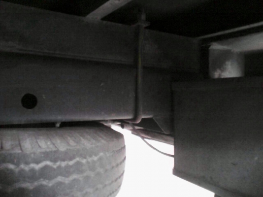 ขายรถ6ล้อตู้เปียก HINO FC2WEKA เครื่อง 120 แรงม้า สนใจโทร 081-9701072