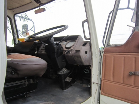 ขาย 10 ล้อ  FL18   กระบะไหม้แผ่นใหญ่ๆทำใหม่เงาแว๊บๆ