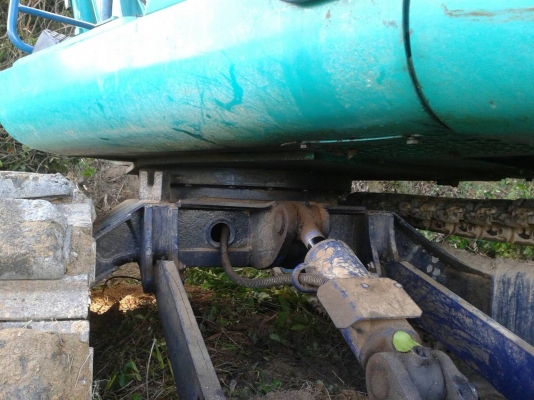 Komatsu pc45รุ่น7-1-E ตัวพิเศษ รถสวย พร้อมใช้งาน พร้อมใบมีด ซีเรียลสูง เครื่องแน่นดี ปั๊มแรง ช่วงล่างเต็ม ราคาต่อรองได้ 087-2976734