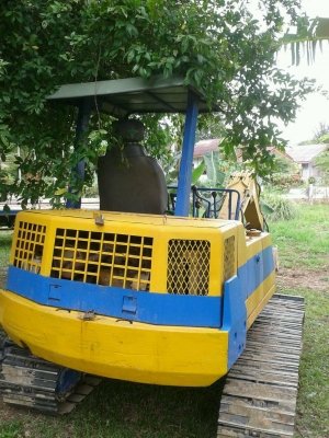 6ล้อเทเลอร์อีซูสุ 110แรงม้า  คู่PC40-6 รถพร้อมใช้งานทั้งคู่ ราคาต่อรองได้ เอกสารพร้อม 087-2976734