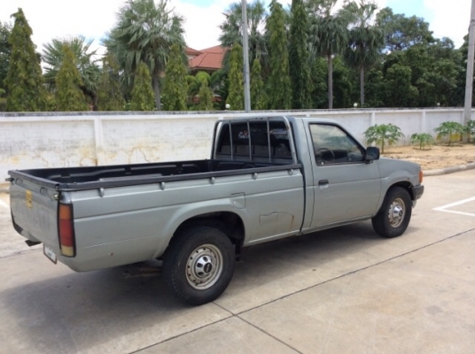 ขายรถกระบะ นิสสัน บิ๊กเอ็ม ตอนเดียว ปี93 เครื่องดีเซล LD20 เทอร์โบ เกียร์ธรรมดา ภายในเบาะหนัง แอร์เย็น ตัวถังเดิม คานหน้าเดิม ฝากกระโปรงเดิม คัสซีดามแข็งแรง เครื่องวิ่งดี เกียร์แน่น ช่วงล่างดี รถขับได้เลยครับ เอกสารพร้อม ภาษีปี 58