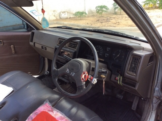 ขายรถกระบะ นิสสัน บิ๊กเอ็ม ตอนเดียว ปี93 เครื่องดีเซล LD20 เทอร์โบ เกียร์ธรรมดา ภายในเบาะหนัง แอร์เย็น ตัวถังเดิม คานหน้าเดิม ฝากกระโปรงเดิม คัสซีดามแข็งแรง เครื่องวิ่งดี เกียร์แน่น ช่วงล่างดี รถขับได้เลยครับ เอกสารพร้อม ภาษีปี 58