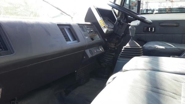 ขาย6ล้อ อีซูซุร๊อคกี้ FTR ยาว7.20เมตร ตู้10บาน วางเครื่อง 6HE1 195แรงม้า เบรคทิฟฟี่ พวงมาลัยพาวเวอร์ รถออกห้างแท้ๆ สภาพดีพร้อมใช้ ขาย6ล้อ อีซูซุร๊อคกี้ FTR ยาว7.20เมตร ตู้10บาน วางเครื่อง 6HE1 195แรงม้า เบรคทิฟฟี่ พวงมาลัยพาวเวอร์ รถออกห้างแท้ๆ สภาพดีพร้อมใช้