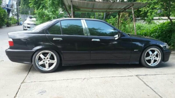 BMW 318I นกแก้ว ปี93 รถสวยขับดี ขาย 95000 บ BMW 318I นกแก้ว ปี93 รถสวยขับดี ขาย 95000 บ