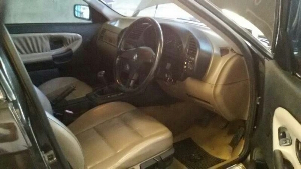 BMW 318I นกแก้ว ปี93 รถสวยขับดี ขาย 95000 บ BMW 318I นกแก้ว ปี93 รถสวยขับดี ขาย 95000 บ