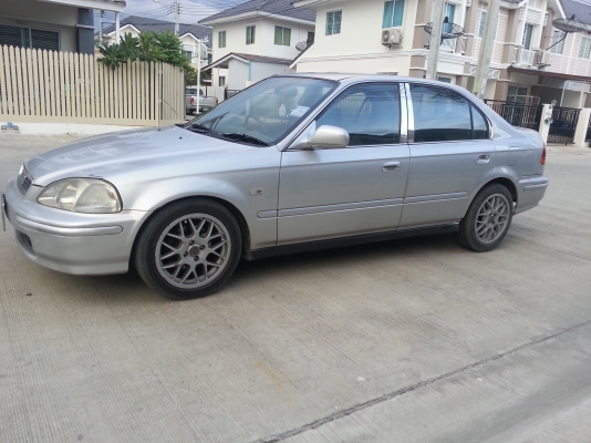 ขาย civic ตาโตปี 97 ตัวท็อป งบน้อยเข้ามา