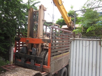 ประกาศขอบคุณ ลูกค้าบึงกาฬครับ- ที่อุดหนุน รถยก 8 ตัน ของเราไปใช้งาน  KOMATSU:  FD80H-5 ขอให้เดินทางโดยสวัสดิภาพนะครับ