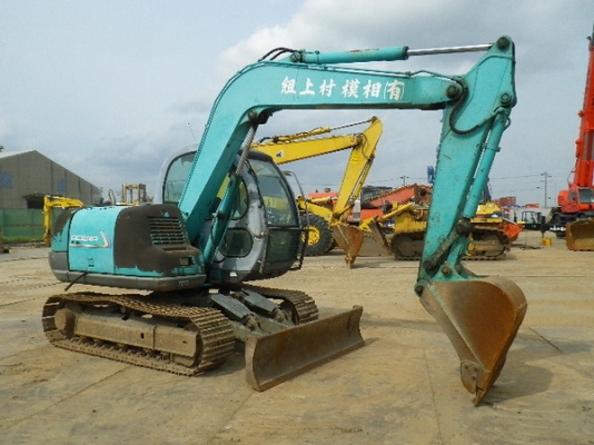 ขาย KOBELCO SK60-3 เก่านอก มีรถจัดส่งให้ ขาย KOBELCO SK60-3 เก่านอก มีรถจัดส่งให้