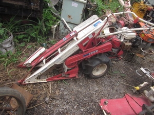 ขาย - เครื่องเกี่ยวข้าว พร้อมมัดในตัว KUBOTA: HE305 มือสองเก่าญี่ปุ่น พร้อมใช้งาน