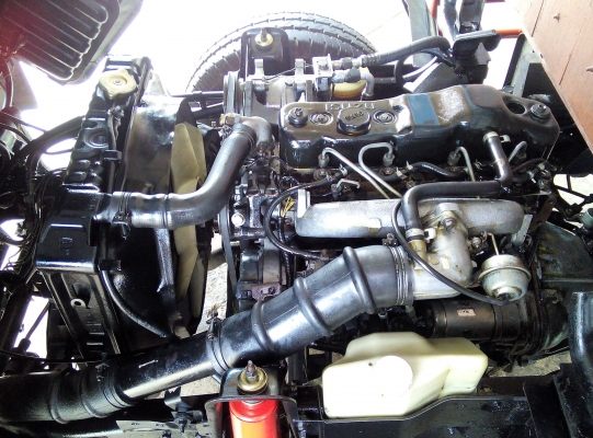 4 ล้อบรรทุก * ไม่ติดเวลา * ISUZU  NKR 100 แรงม้า  *ยาว 3.20 ม.*  รถสวยเดิม+สวยจริง * สภาพรถพร้อมใช้งานครับ * มีเล่มพร้อมโอน