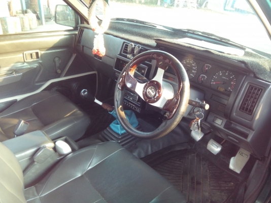 นิสันบิ็กเอ็มปี95ขายตามสภาพ