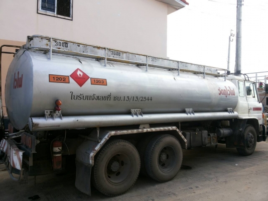 ขายรถ10ล้อบรรทุกน้ำมันเตา 15000ลิตร  พร้อมใช้งาน