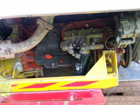 ขายรถเกี่ยวข้าวไทยเส็งยนต์ รุ่นเดี่ยวทรนงค์ ตัวเดิน12 ปั้ม23ไดกิ้น เครื่องJO8C ช่วงล่างดีมาก อุ้ม2.5ตัน สวยพร้อมใช้งาน สนใจโทร 090-8588220คุณนะ ID:narong498 หรือ www.truck.in.th/498