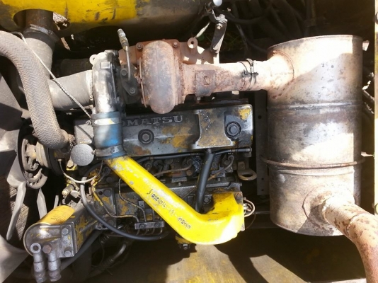 ขายรถแบคโค KOMATSU PC120-5 เครื่องเดิม ปั๊มเดิม เอวแน่น ทำงานเร็ว สภาพพร้อมใช้งาน ราคา800,000  สนใจโทร090-8588220คุณนะ  ID:narong498  หรือ www.truck.in.th/498