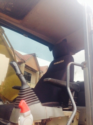 ขายรถแบคโฮ KOMATSU PC200-8 ใช้งานมา 11,160 ชั่วโมง สนใจโทร 081-9701072
