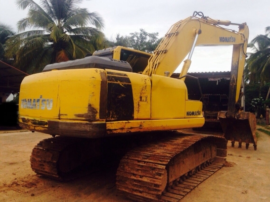 ขายรถแบคโฮ KOMATSU PC200-8 ใช้งานมา 11,160 ชั่วโมง สนใจโทร 081-9701072