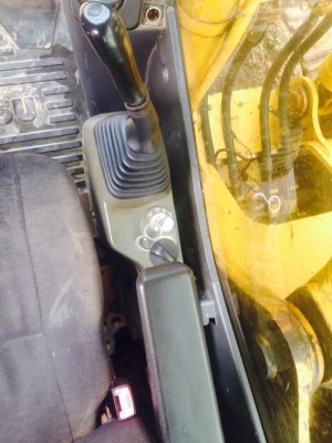 ขายรถแบคโฮ KOMATSU PC200-8 ใช้งานมา 11,160 ชั่วโมง สนใจโทร 081-9701072