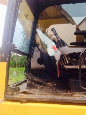 ขายรถแบคโฮ KOMATSU PC200-8 ใช้งานมา 11,160 ชั่วโมง สนใจโทร 081-9701072