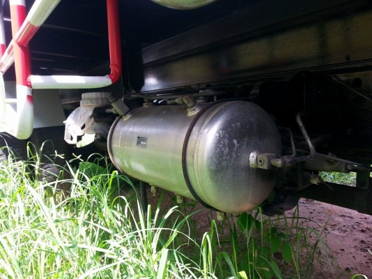 ขายดั้มร็อกกี้195แรง เครื่องดี แคชซีสวย พ.เพาเวอร์ เบรกทิฟฟี่ ภายในสวย แอร์เย็น สภาพพร้อมใช้งาน เอกสารพร้อมโอน สนใจโทร 090-8588220คุณนะ ID:narong498 หรือ www.truck.in.th/498