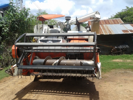 รถเกี่ยวข้าวdc68gปี่2554เล่มทะเบียนพร้อมรถพร้อมใช้ ราคาลดนะครับ 395000 รถเกี่ยวข้าวdc68gปี่2554เล่มทะเบียนพร้อมรถพร้อมใช้ ราคาลดนะครับ 395000