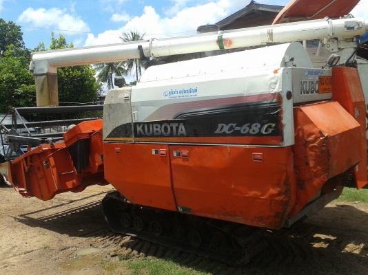 รถเกี่ยวข้าวdc68gปี่2554เล่มทะเบียนพร้อมรถพร้อมใช้ ราคาลดนะครับ 395000 รถเกี่ยวข้าวdc68gปี่2554เล่มทะเบียนพร้อมรถพร้อมใช้ ราคาลดนะครับ 395000