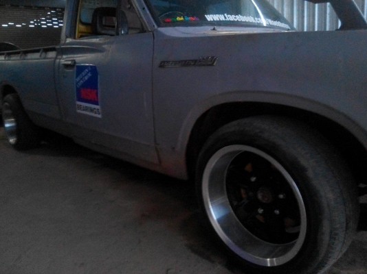 ขายดัสสันเครื่องld20 turbo