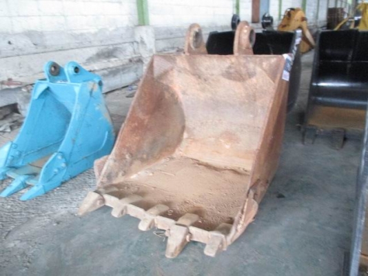 ขายปุ๋งกี๋ kobelco 200-3