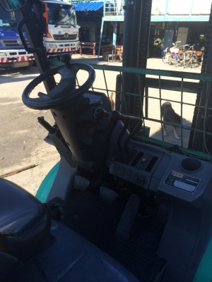 ต้องการขายโฟล์คลิฟท์มิตรซูบิชิ 3ตันเสา4เมตร ต้องการขายโฟล์คลิฟท์มิตรซูบิชิ 3ตันเสา4เมตร