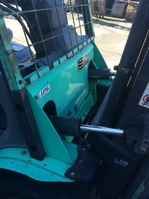 ต้องการขายโฟล์คลิฟท์มิตรซูบิชิ 3ตันเสา4เมตร ต้องการขายโฟล์คลิฟท์มิตรซูบิชิ 3ตันเสา4เมตร