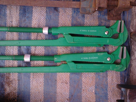 ประแจคอม้า 4  นิ้ว