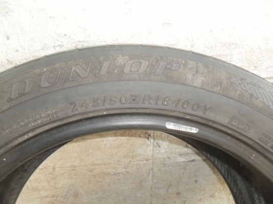 ยาง DUNLOP 245/50ZR18 ปี09 สวยๆ 1 คู่ ราคา 1800 บาท