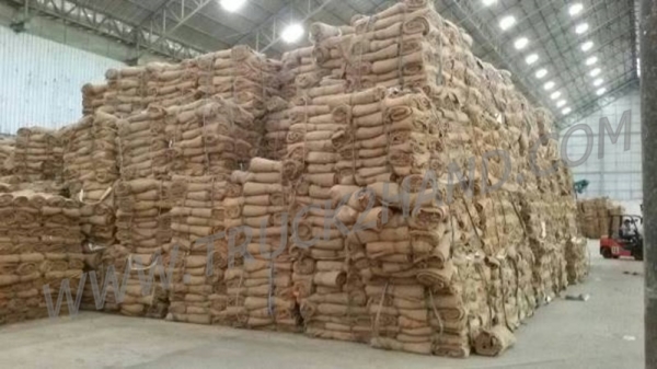 กระสอบใส่ข้าวสาร มี 2 ล้านใบ ขายใบละ 5 บาท