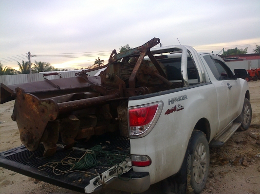 ขายโลตาลี่รถไถฟอร์ด สอบถามได้