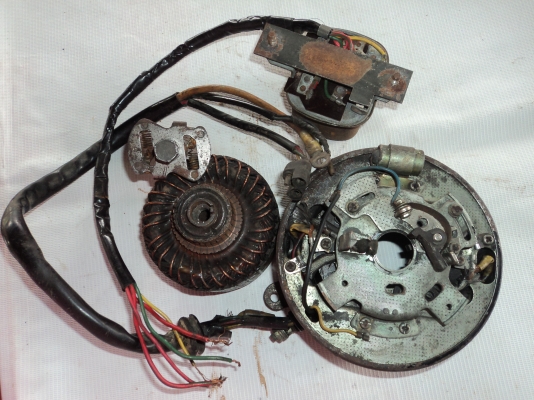 ทุ่น + คัดเอ๊าท์  K-125 แท้ รวมส่ง 3,900 บาท โทร.081-005-8785